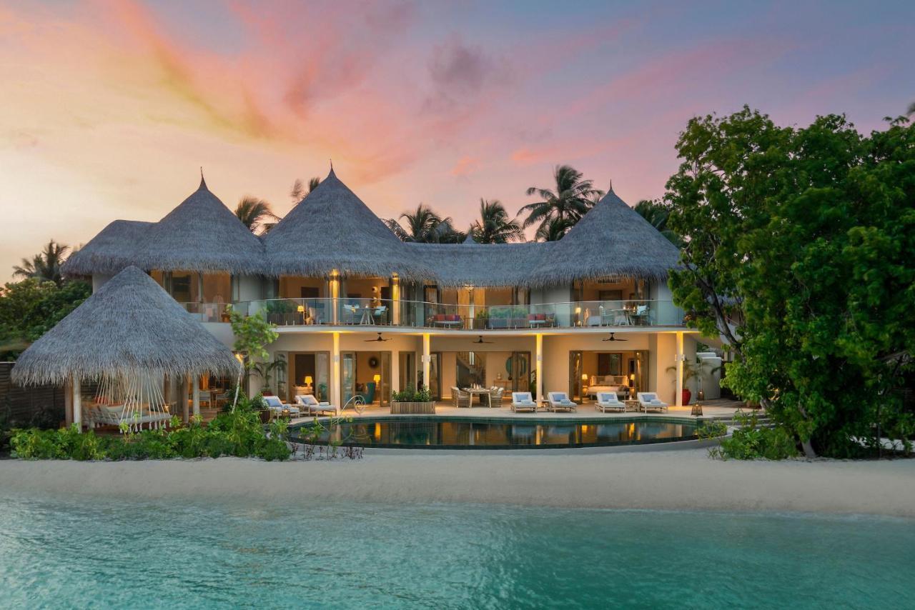 The Nautilus Maldives Otel Kamadhoo Dış mekan fotoğraf